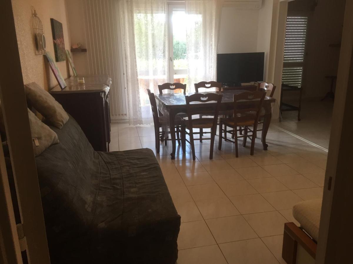 T3 Les Peupliers Proche Pasino Et Mer Apartment ลา กร็องเดอ-ม็อต ภายนอก รูปภาพ